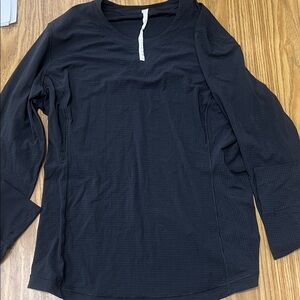 Lululemon running shirt